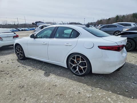 2021 Alfa romeo Giulia, VIN ZARFANBN2M7647855. Фото 2 з 6 з аукціону Copart. Каталог авто зі США OpenDataCar.