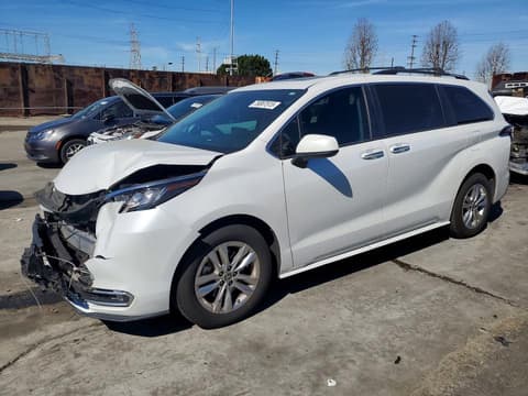 2022 Toyota Sienna, VIN 5TDJRKEC7NS107947. Фото 1 из 6 с аукциона Copart. Каталог авто из США OpenDataCar.