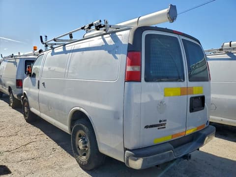 2014 Chevrolet Express 2500, VIN 1GCWGFCB9E1132102. Фото 2 з 6 з аукціону Copart. Каталог авто зі США OpenDataCar.