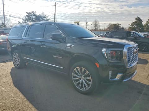 2021 Gmc Yukon XL, VIN 1GKS1JKL3MR137944. Фото 4 з 6 з аукціону Copart. Каталог авто зі США OpenDataCar.