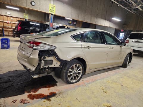 2017 Ford Fusion, VIN 3FA6P0LUXHR171912. Фото 3 из 6 с аукциона Copart. Каталог авто из США OpenDataCar.