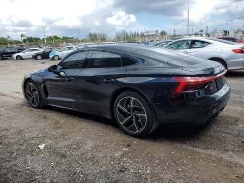 2024 Audi RS e-tron GT, VIN WAUAHBFW1R7900038. Фото 2 из 6 с аукциона Copart. Каталог авто из США OpenDataCar.