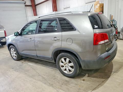 2011 Kia Sorento, VIN 5XYKT4A28BG123257. Фото 2 з 6 з аукціону Copart. Каталог авто зі США OpenDataCar.