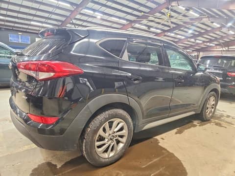 2017 Hyundai Tucson, VIN KM8J3CA42HU303344. Zdjęcie 3 z 6 z aukcji Copart. Katalog aut z USA OpenDataCar.