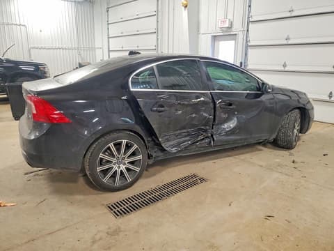 2016 Volvo S60, VIN LYV402FK0GB102126. Zdjęcie 3 z 6 z aukcji Copart. Katalog aut z USA OpenDataCar.