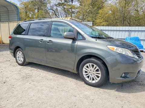 2013 Toyota Sienna, VIN 5TDYK3DC8DS380632. Фото 4 з 6 з аукціону Copart. Каталог авто зі США OpenDataCar.