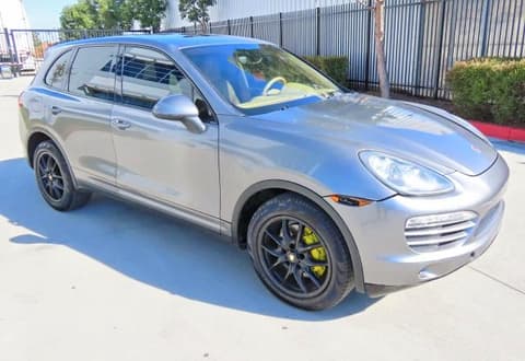 2011 Porsche Cayenne, VIN WP1AA2A22BLA03477. Фото 1 з 6 з аукціону Copart. Каталог авто зі США OpenDataCar.