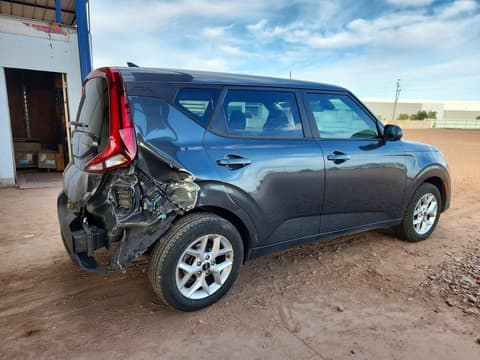 2022 Kia Soul, VIN KNDJ23AU1N7829031. Zdjęcie 3 z 6 z aukcji Copart. Katalog aut z USA OpenDataCar.