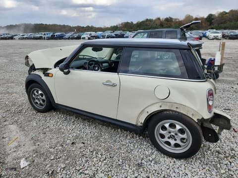 2013 Mini Cooper, VIN WMWSU3C59DT691388. Фото 2 з 6 з аукціону Copart. Каталог авто зі США OpenDataCar.