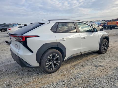 2025 Subaru Solterra, VIN JTMABABAXSA097523. Zdjęcie 3 z 6 z aukcji Copart. Katalog aut z USA OpenDataCar.