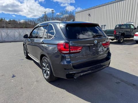 2014 Bmw X5, VIN 5UXKR6C50E0C02578. Фото 2 з 6 з аукціону Copart. Каталог авто зі США OpenDataCar.