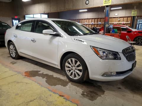 2015 Buick LaCrosse, VIN 1G4GB5GRXFF307736. Фото 4 з 6 з аукціону Copart. Каталог авто зі США OpenDataCar.