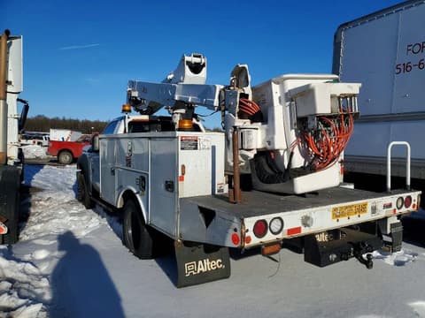 2016 Ford F-550 Super Duty, VIN 1FDUF5GT2GEC62981. Фото 3 з 6 з аукціону Copart. Каталог авто зі США OpenDataCar.