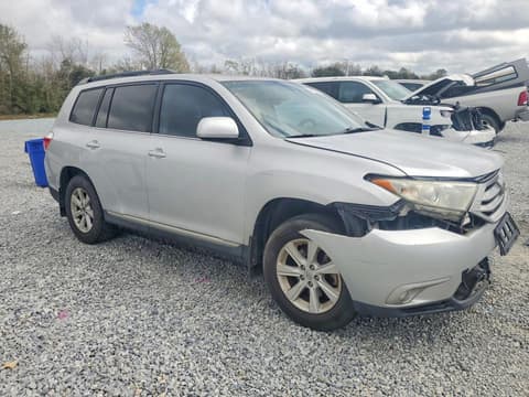 2013 Toyota Highlander, VIN 5TDZK3EH0DS097303. Фото 4 з 6 з аукціону Copart. Каталог авто зі США OpenDataCar.