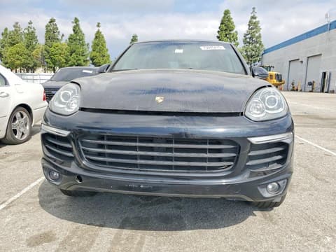 2017 Porsche Cayenne, VIN WP1AE2A20HLA75579. Фото 5 з 6 з аукціону Copart. Каталог авто зі США OpenDataCar.