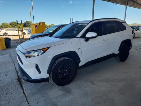 2020 Toyota RAV4, VIN 2T3W1RFV6LC068223. Фото 1 з 6 з аукціону Copart. Каталог авто зі США OpenDataCar.