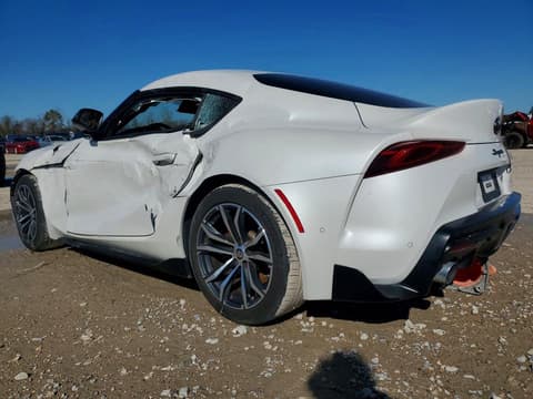 2021 Toyota Supra, VIN WZ1DB2C05MW039979. Фото 2 из 6 с аукциона Copart. Каталог авто из США OpenDataCar.