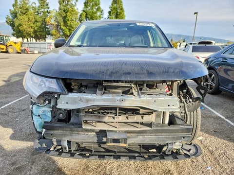 2018 Mitsubishi Outlander, VIN JA4AD2A31JJ003976. Zdjęcie 5 z 6 z aukcji Copart. Katalog aut z USA OpenDataCar.