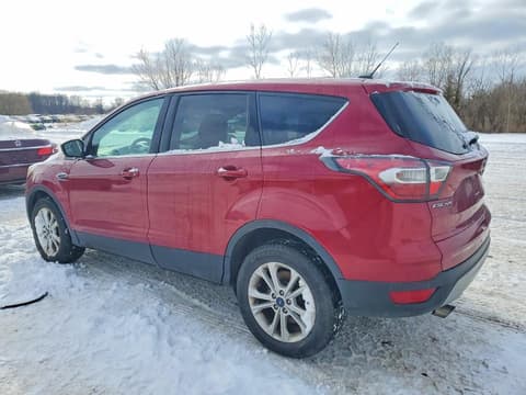 2017 Ford Escape, VIN 1FMCU0GD5HUB21245. Фото 2 з 6 з аукціону Copart. Каталог авто зі США OpenDataCar.