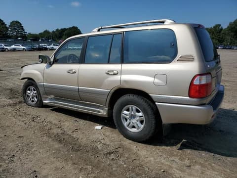 2001 Lexus LX 470, VIN JTJHT00W113511664. Фото 2 из 6 с аукциона Copart. Каталог авто из США OpenDataCar.