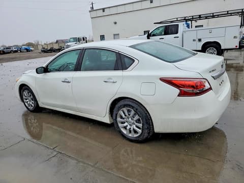 2013 Nissan Altima, VIN 1N4AL3AP2DN549657. Фото 2 из 6 с аукциона Copart. Каталог авто из США OpenDataCar.