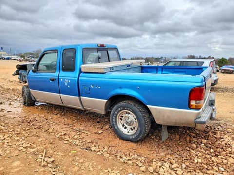 1993 Ford Ranger, VIN 1FTCR14U7PPB27464. Фото 2 з 6 з аукціону Copart. Каталог авто зі США OpenDataCar.