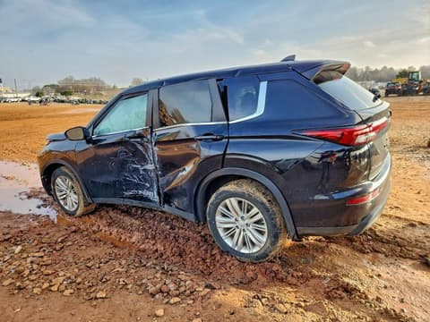 2024 Mitsubishi Outlander, VIN JA4J3UA82RZ055737. Zdjęcie 2 z 6 z aukcji Copart. Katalog aut z USA OpenDataCar.