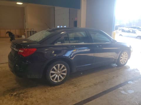 2012 Chrysler 200, VIN 1C3CCBBB7CN331264. Фото 3 з 6 з аукціону Copart. Каталог авто зі США OpenDataCar.
