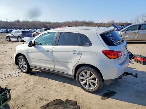 2015 Mitsubishi Outlander Sport, VIN 4A4AR3AU1FE030092. Фото 2 из 6 с аукциона Copart. Каталог авто из США OpenDataCar.