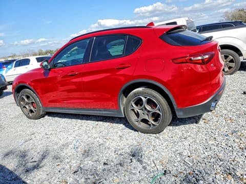 2018 Alfa romeo Stelvio, VIN ZASFAKPN3J7B59115. Фото 2 з 6 з аукціону Copart. Каталог авто зі США OpenDataCar.