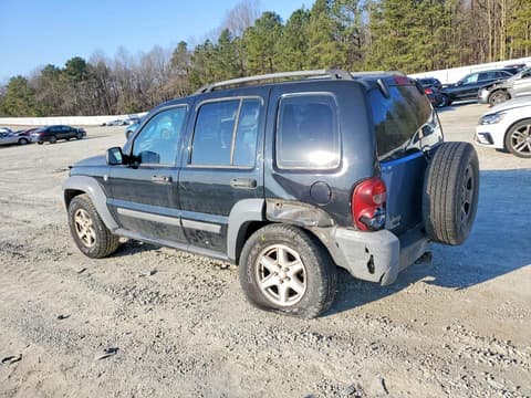 2005 Jeep Liberty, VIN 1J4GL48K75W623651. Фото 2 з 6 з аукціону Copart. Каталог авто зі США OpenDataCar.