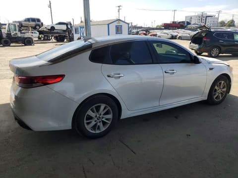 2018 Kia Optima, VIN 5XXGT4L38JG219078. Фото 3 з 6 з аукціону Copart. Каталог авто зі США OpenDataCar.