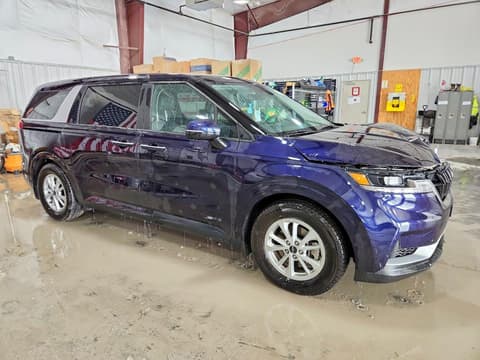 2023 Kia Carnival, VIN KNDNB4H34P6234798. Фото 4 з 6 з аукціону Copart. Каталог авто зі США OpenDataCar.