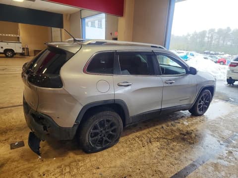 2014 Jeep Cherokee, VIN 1C4PJMCB1EW175460. Фото 3 з 6 з аукціону Copart. Каталог авто зі США OpenDataCar.