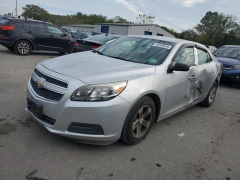 2013 Chevrolet Malibu, VIN 1G11B5SA9DF165834. Фото 1 з 6 з аукціону Copart. Каталог авто зі США OpenDataCar.