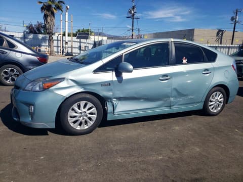 2015 Toyota Prius Plug-In, VIN JTDKN3DP3F3075334. Фото 1 з 6 з аукціону Copart. Каталог авто зі США OpenDataCar.