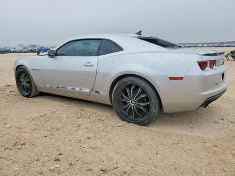2013 Chevrolet Camaro, VIN 2G1FB1E3XD9117800. Фото 2 з 6 з аукціону Copart. Каталог авто зі США OpenDataCar.