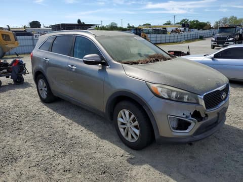 2016 Kia Sorento, VIN 5XYPG4A39GG035683. Zdjęcie 4 z 6 z aukcji Copart. Katalog aut z USA OpenDataCar.
