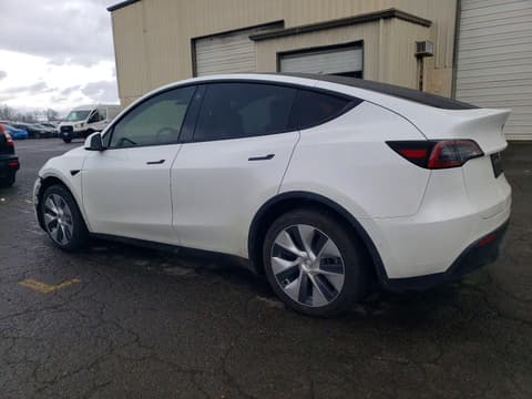 2021 Tesla Model Y, VIN 5YJYGDEE6MF215156. Фото 2 з 6 з аукціону Copart. Каталог авто зі США OpenDataCar.