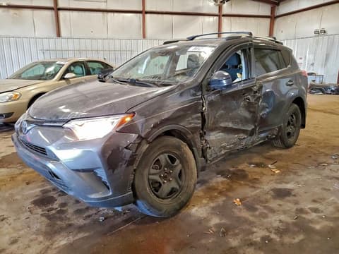 2018 Toyota RAV4, VIN 2T3BFREV0JW846853. Фото 1 з 6 з аукціону Copart. Каталог авто зі США OpenDataCar.