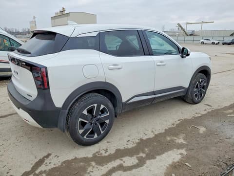 2025 Nissan Kicks, VIN 3N8AP6CB1SL331647. Фото 3 з 6 з аукціону Copart. Каталог авто зі США OpenDataCar.