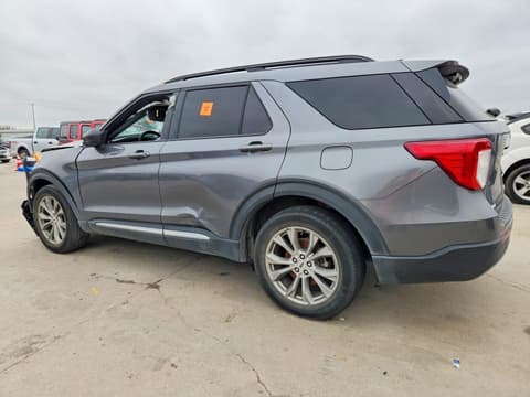 2022 Ford Explorer, VIN 1FMSK8DH7NGC05875. Фото 2 з 6 з аукціону Copart. Каталог авто зі США OpenDataCar.