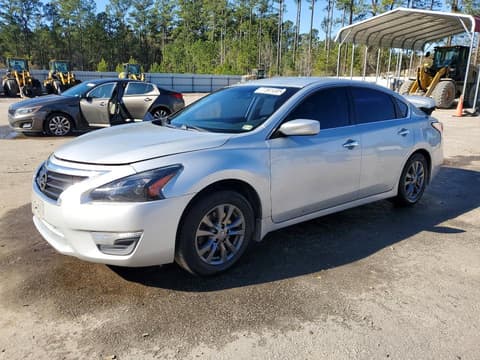 2015 Nissan Altima, VIN 1N4AL3AP8FN896610. Фото 1 з 6 з аукціону Copart. Каталог авто зі США OpenDataCar.