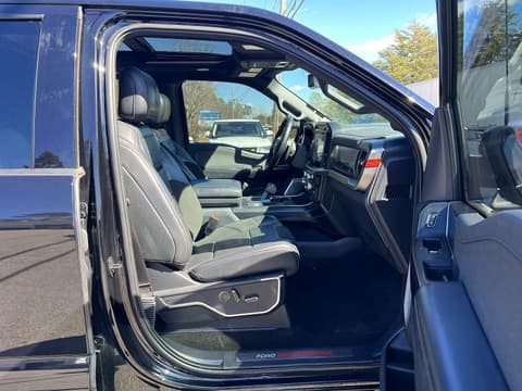 2022 Ford F-150 Lightning, VIN 1FTFW1RG3NFA85449. Фото 5 з 6 з аукціону Copart. Каталог авто зі США OpenDataCar.