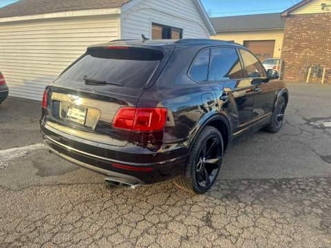 2017 Bentley Bentayga, VIN SJAAC2ZV4HC016056. Фото 3 з 6 з аукціону Copart. Каталог авто зі США OpenDataCar.