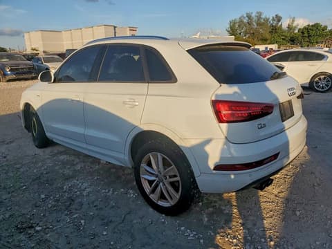 2018 Audi Q3, VIN WA1BCCFS8JR029909. Фото 2 з 6 з аукціону Copart. Каталог авто зі США OpenDataCar.