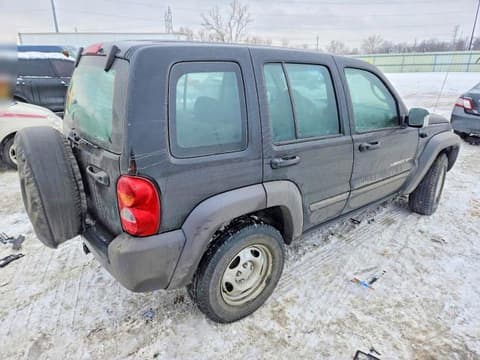 2002 Jeep Liberty, VIN 1J4FK481X2W245200. Фото 3 из 6 с аукциона Copart. Каталог авто из США OpenDataCar.