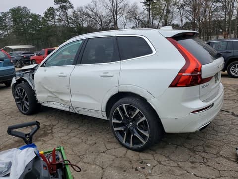 2021 Volvo XC60, VIN YV4102RL5M1710053. Фото 2 з 6 з аукціону Copart. Каталог авто зі США OpenDataCar.