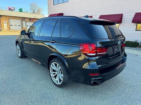 2018 Bmw X5, VIN 5UXKR6C55J0U15260. Фото 3 з 6 з аукціону Copart. Каталог авто зі США OpenDataCar.