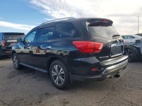 2017 Nissan Pathfinder, VIN 5N1DR2MM8HC638759. Фото 2 з 6 з аукціону Copart. Каталог авто зі США OpenDataCar.